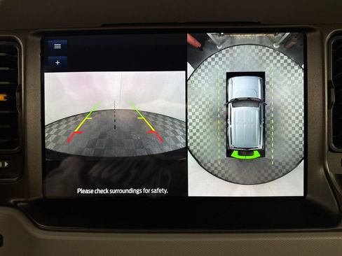 Used 2023 Ford Bronco Badlands image 16