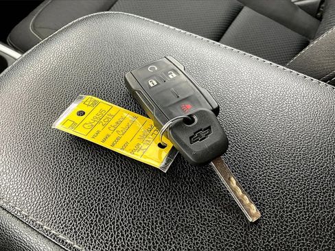 Used 2018 Chevrolet Colorado LT image 11