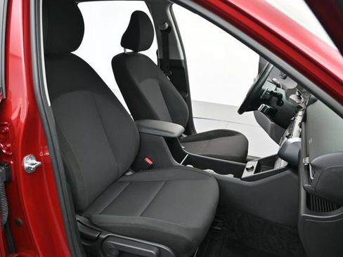 Used 2025 Hyundai Kona SEL AWD/4WD image 29