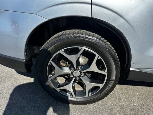 Used 2014 Subaru Forester 2.0XT Touring AWD/4WD image 12