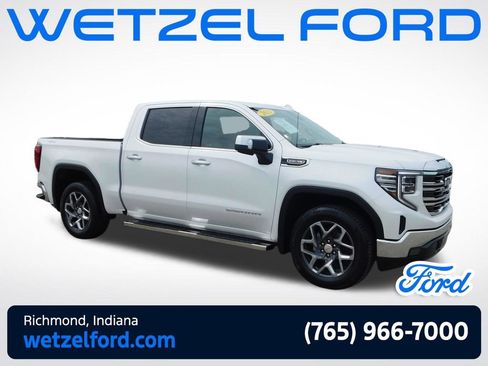 Used 2023 GMC Sierra 1500 SLT AWD/4WD image 1