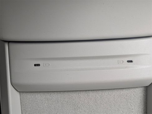 New 2025 Volvo EX90 Ultra image 23