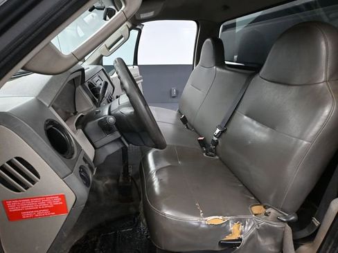 Used 2010 Ford F550 4x4 Regular Cab Super Duty image 18