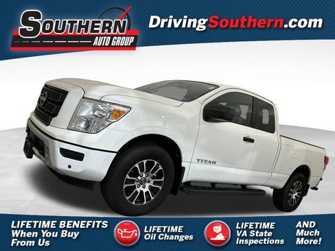 Used 2024 Nissan Titan SV w/ Accessory Utility Package AWD/4WD image 1