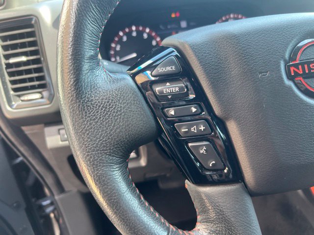 Used 2023 Nissan Frontier Pro-X w/ Pro Convenience Package RWD image 16