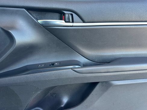 Certified 2020 Toyota Camry SE w/ Carpet Mat Package FWD image 19