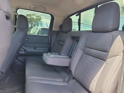 Used 2023 Nissan Frontier SV RWD image 12