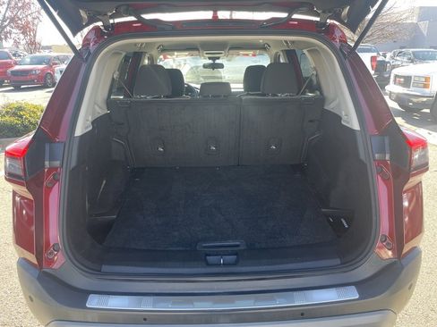 Used 2021 Nissan Rogue SV image 7