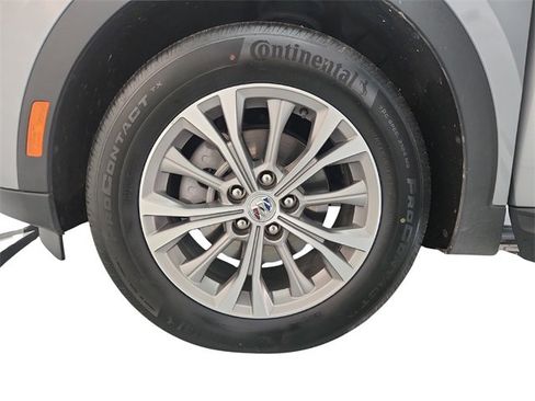 Used 2023 Buick Envision Preferred image 33