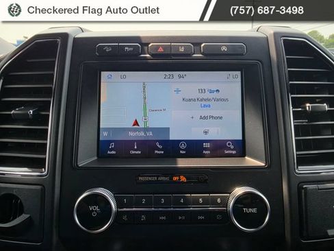 Used 2020 Ford Expedition Limited w/ Equipment Group 301A AWD/4WD image 29