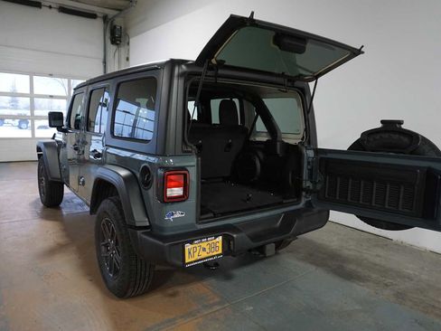 Used 2024 Jeep Wrangler Unlimited Sport image 3
