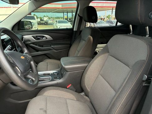 Used 2020 Chevrolet Traverse LS w/ LPO, Floor Liner Package FWD image 10