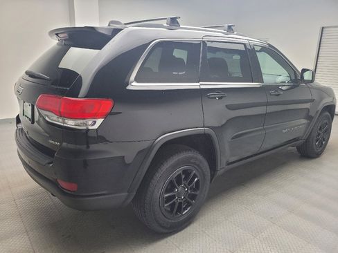Used 2018 Jeep Grand Cherokee Laredo AWD/4WD image 9