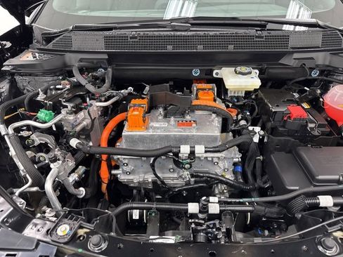 New 2026 Chevrolet Equinox EV LT image 38