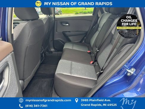 Used 2023 Nissan Rogue SV AWD/4WD image 28