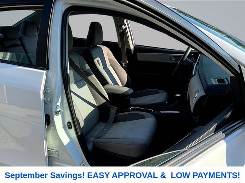 Used 2017 Toyota Corolla LE FWD image 26