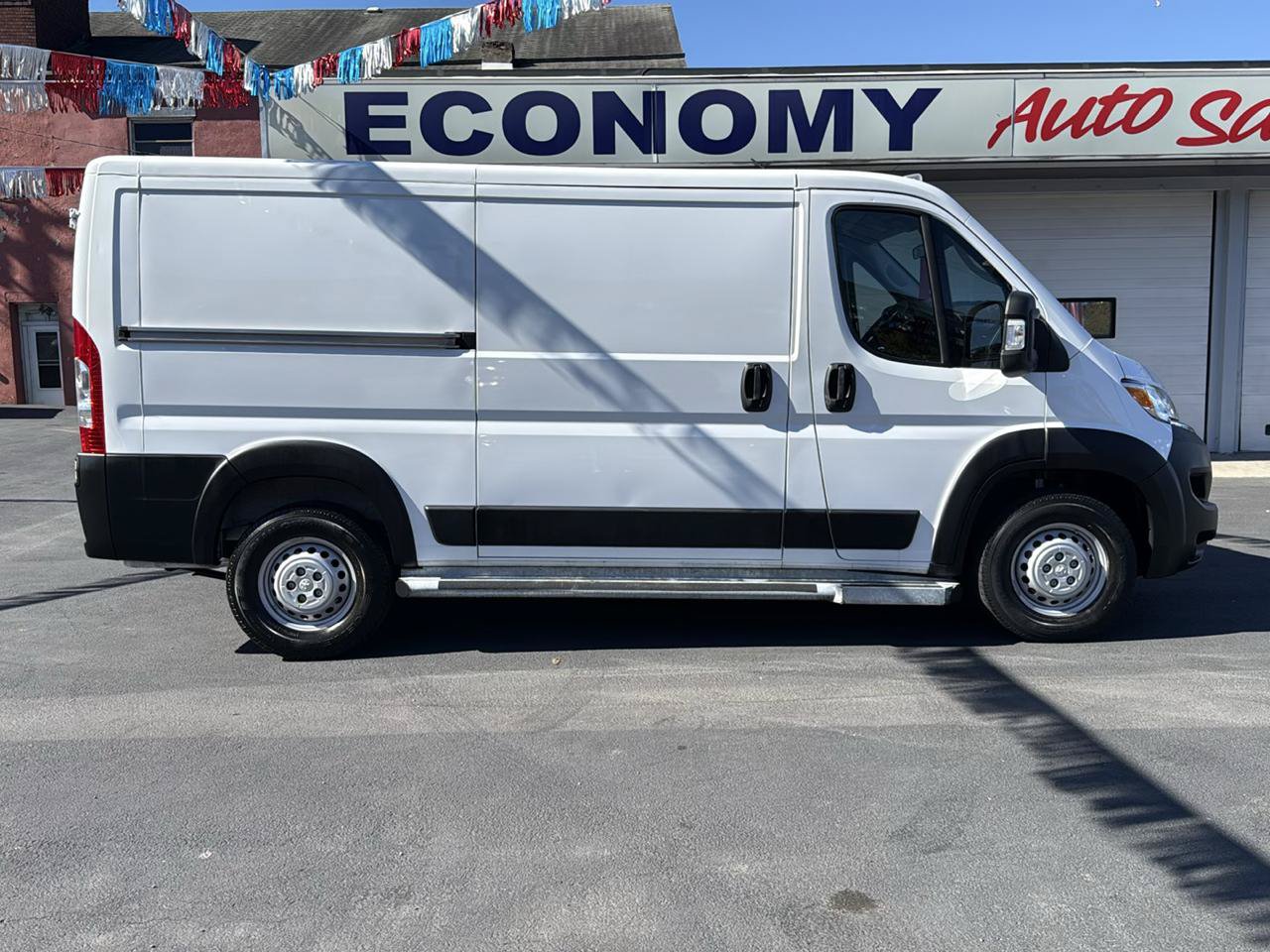 Used 2025 RAM ProMaster 2500 w/ U-Haul Equipment Group FWD image 2