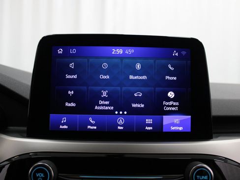 Used 2020 Ford Escape SE image 45