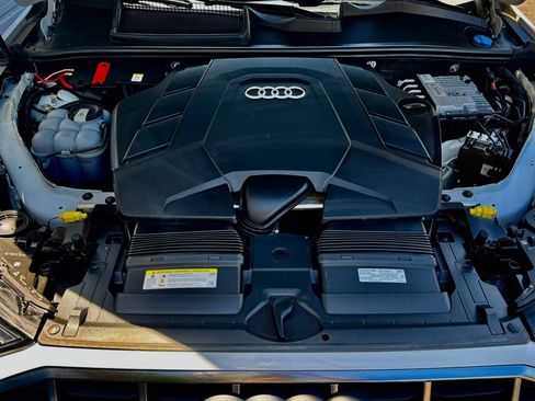 Used 2020 Audi Q7 3.0T Premium w/ Convenience Package AWD/4WD image 13