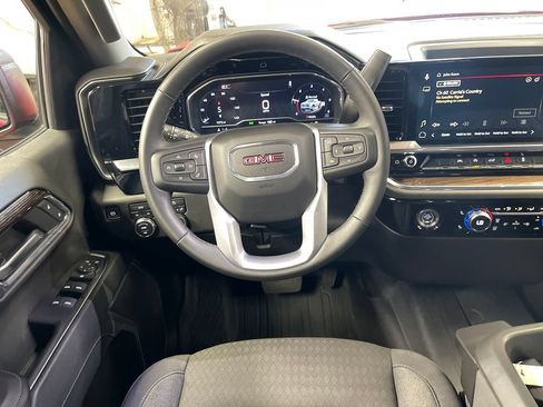 Used 2024 GMC Sierra 1500 Elevation AWD/4WD image 17
