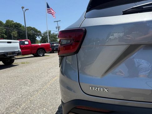 Used 2024 Chevrolet Trax ACTIV w/ Driver Confidence Package FWD image 20