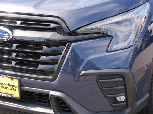 Used 2023 Subaru Ascent Onyx Edition AWD/4WD image 16