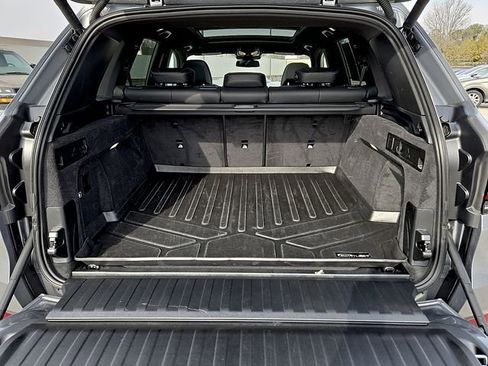 Used 2025 BMW X5 xDrive40i w/ Climate Comfort Package image 32