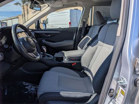 Used 2025 Subaru Outback Premium image 15