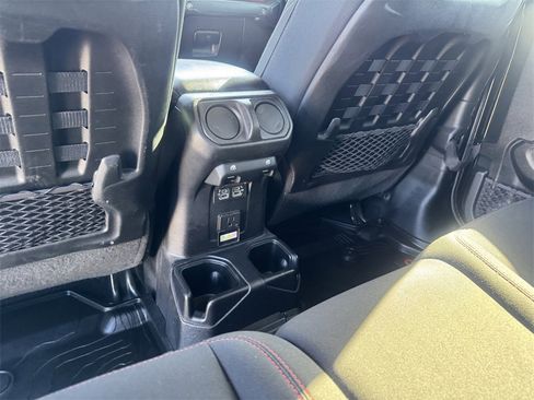 Used 2020 Jeep Gladiator Rubicon w/ Trailer Tow Package image 23