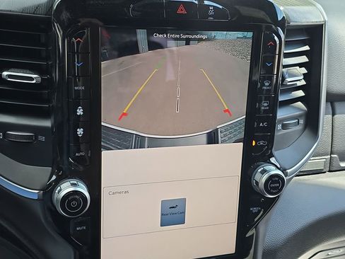 New 2026 RAM 2500 Big Horn AWD/4WD image 23