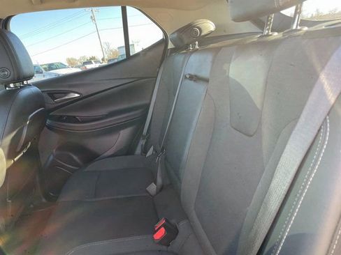Used 2022 Buick Encore GX Select w/ Sport Touring Package image 19