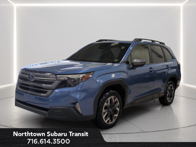 Certified 2025 Subaru Forester Premium AWD/4WD image 1