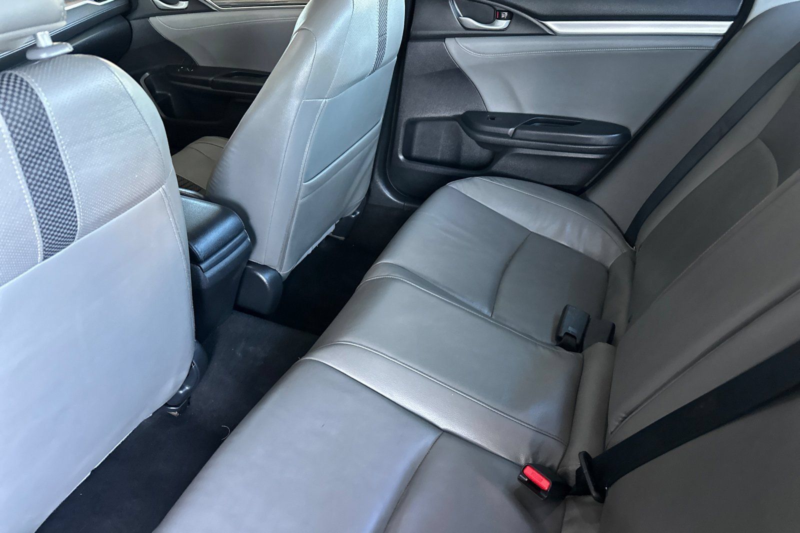 Used 2019 Honda Civic EX-L image 12