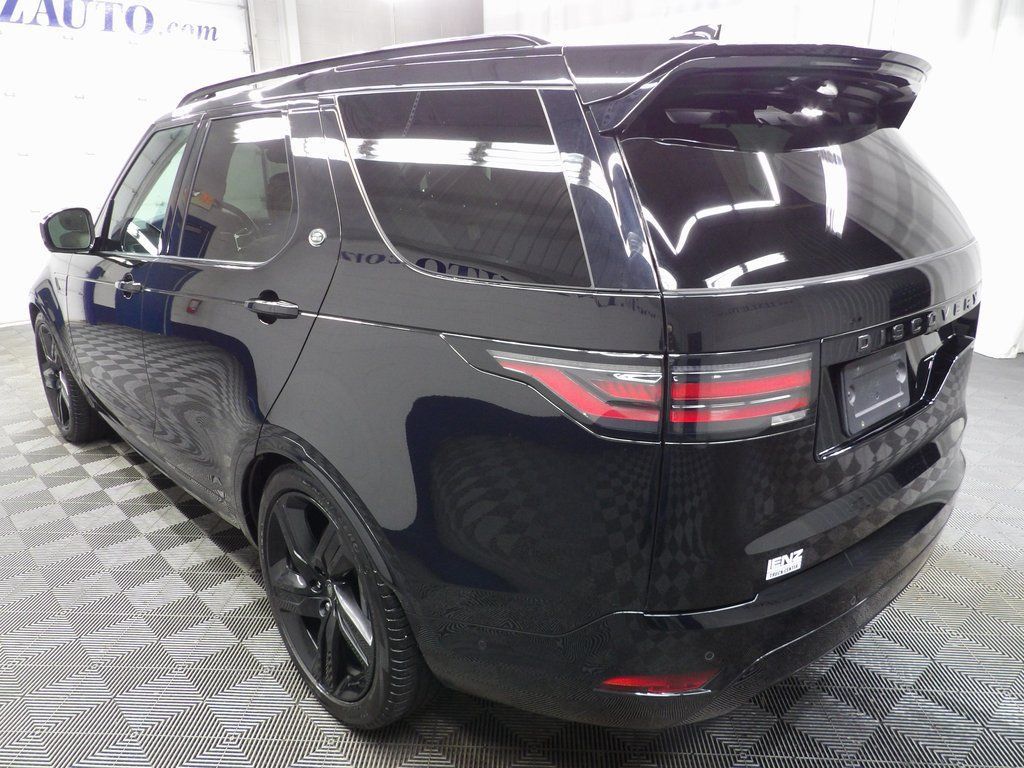 Used 2024 Land Rover Discovery Dynamic SE AWD/4WD image 5