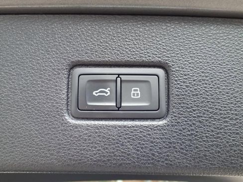 Used 2022 Audi Q7 2.0T Premium Plus w/ Premium Plus Package image 12