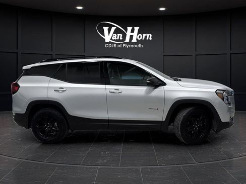 Used 2022 GMC Terrain AT4 w/ Infotainment Package II image 2
