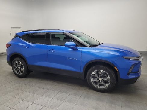 Used 2024 Chevrolet Blazer LT w/ Convenience Package FWD image 11