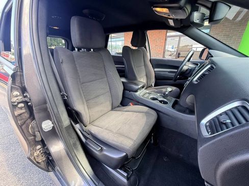 Used 2019 Dodge Durango SXT AWD/4WD image 16