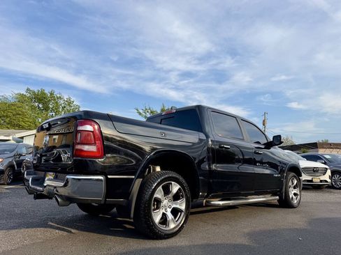 Used 2020 RAM 1500 Laramie AWD/4WD image 5