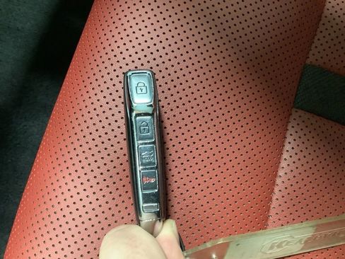 Used 2023 Kia K5 GT-Line image 33