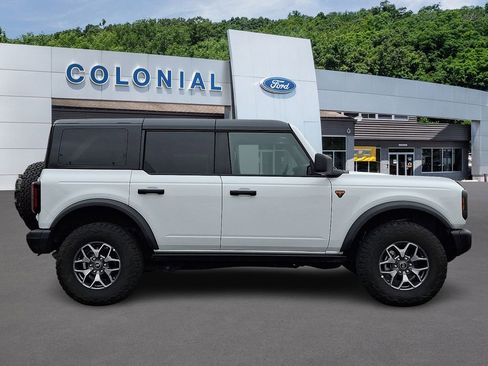 Certified 2025 Ford Bronco Badlands AWD/4WD image 7