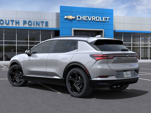 New 2025 Chevrolet Equinox EV RS image 3