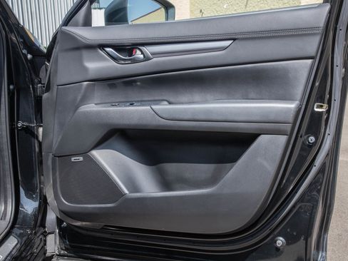 Used 2018 MAZDA CX-5 Touring w/ Preferred Equipment Package AWD/4WD image 9