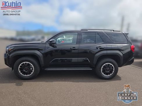 Used 2025 Toyota 4Runner TRD Off-Road Premium AWD/4WD image 3
