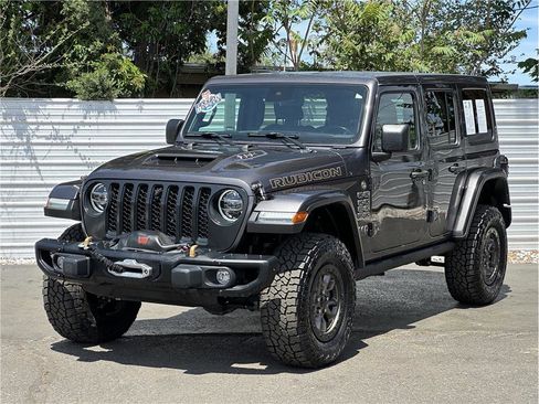 Used 2021 Jeep Wrangler Unlimited Rubicon w/ Dual Top Group AWD/4WD image 6