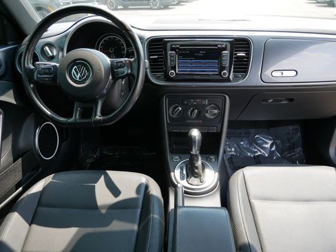 Used 2014 Volkswagen Beetle 1.8T FWD image 10