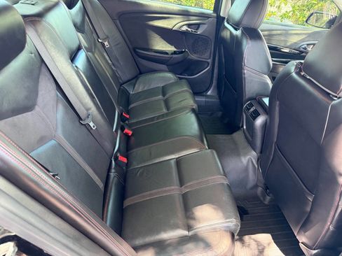 Used 2015 Chevrolet SS RWD image 21
