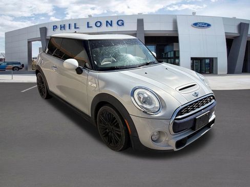 Used 2017 MINI Cooper S FWD image 8