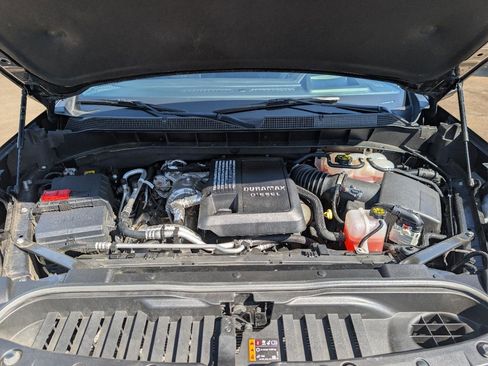 Used 2022 Chevrolet Silverado 1500 High Country w/ High Country Premium Package image 11