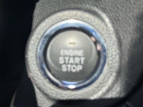 Used 2023 Subaru Outback Limited image 24